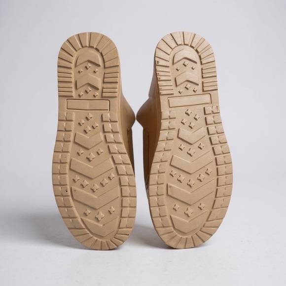 NWOT Brown and White Fur-Lined Boots - Picture 3 of 6